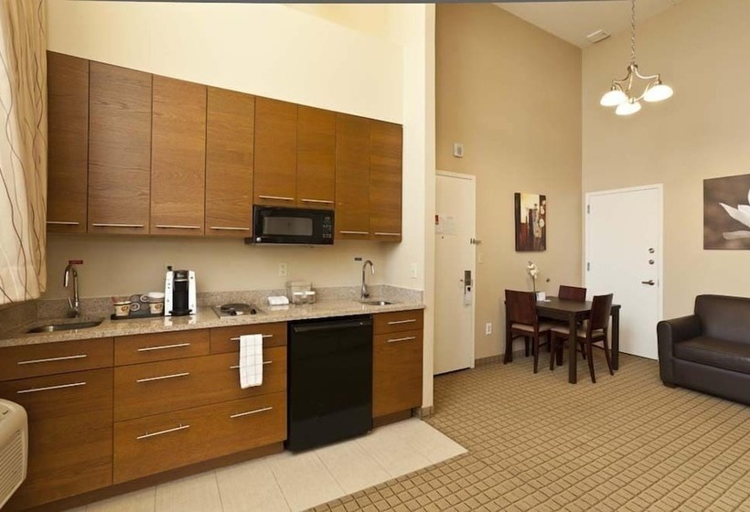 スイート, Pointe Plaza