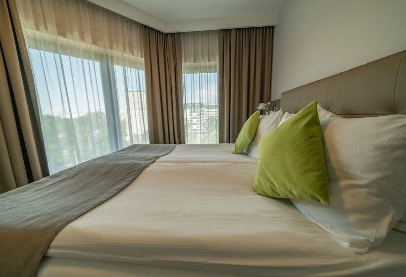 Номер Стандарт Индивидуальный, Q Hotel Plus Wrocław