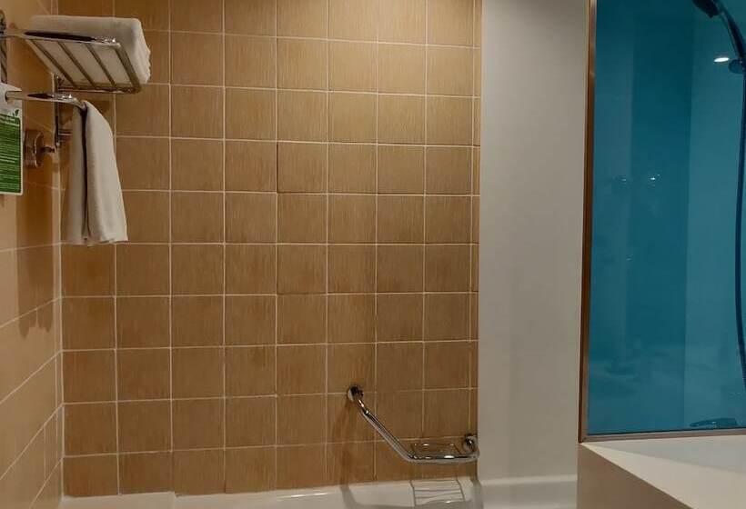 豪华房间, Ramada Hotel, Suites And Apartments By Wyndham Dubai Jbr