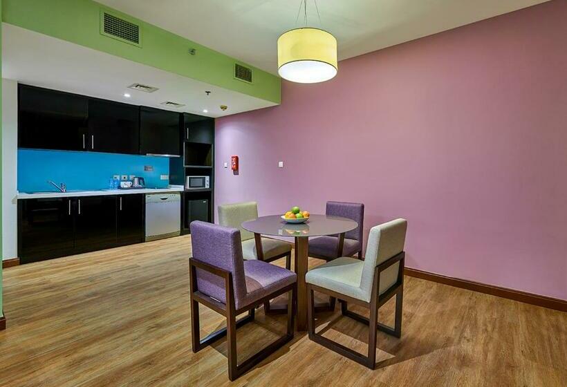 带城市景观带一个卧室的公寓, Ramada Hotel, Suites And Apartments By Wyndham Dubai Jbr