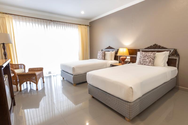 اتاق لوکس با چشم‌انداز استخر, Sabai Sabana