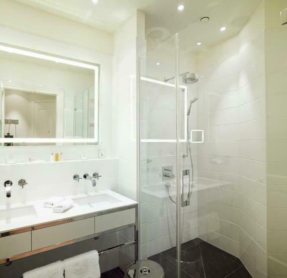 اتاق سوپریور, Sans Souci Wien