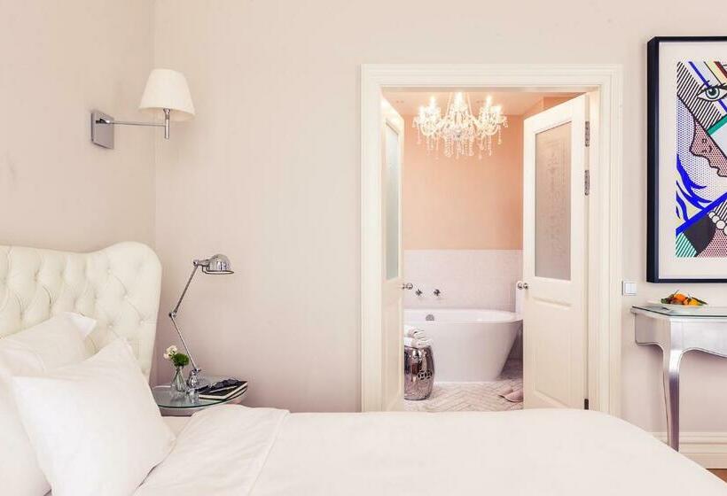 سوییت جونیور, Sans Souci Wien