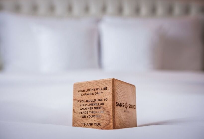 اتاق سوپریور, Sans Souci Wien