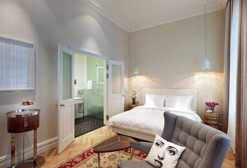 اتاق لوکس, Sans Souci Wien