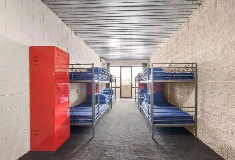 تختخواب در اتاق مشترک, Summer House Melbourne