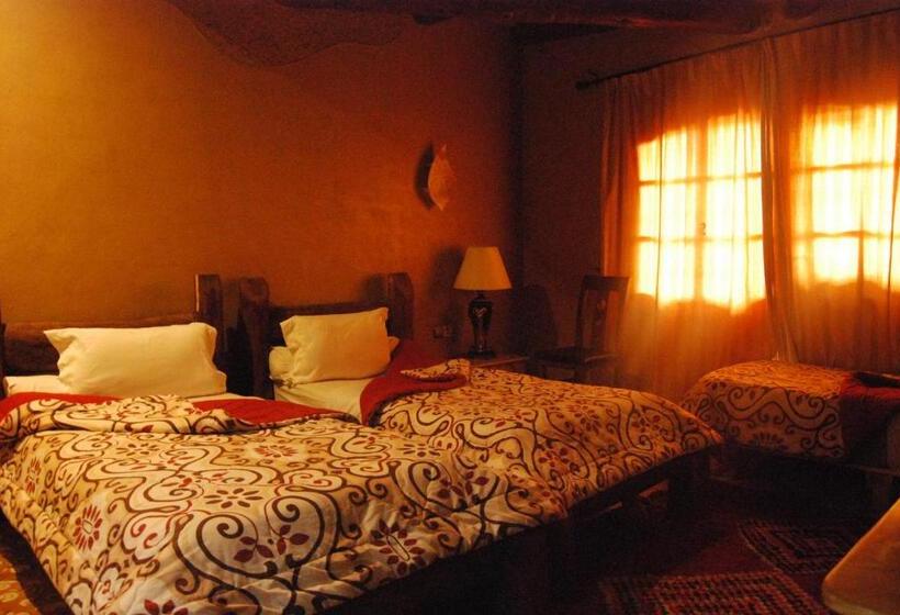 اتاق استاندارد سه نفره, Taddart