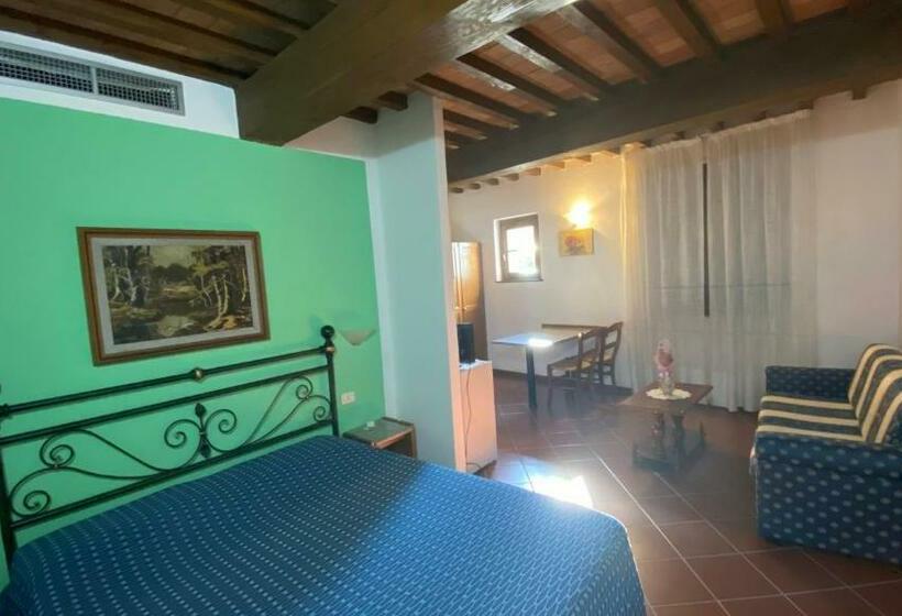 اتاق سوپریور, Motorrad Hotel Toskana 01 Mai 01 Oktober Geöffnet