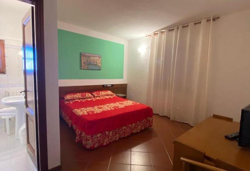 اتاق استاندارد, Motorrad Hotel Toskana 01 Mai 01 Oktober Geöffnet