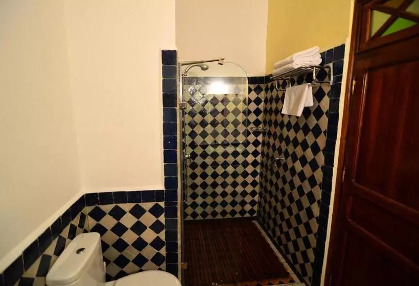 Standard Kolmen Hengen Huone, Riad Assilah