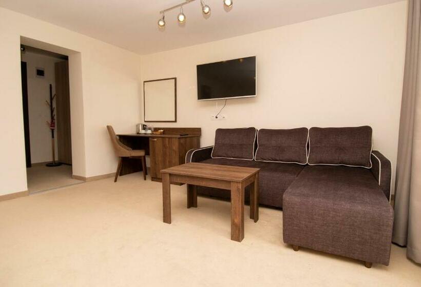 غرفة عائلية, Malyovitsa