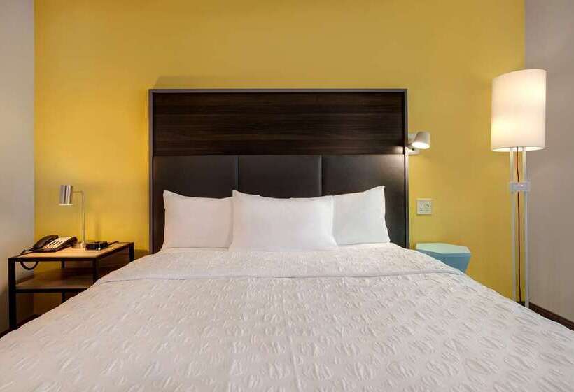 اتاق پرمیوم, The Emerald House Lisbon, Curio Collection By Hilton