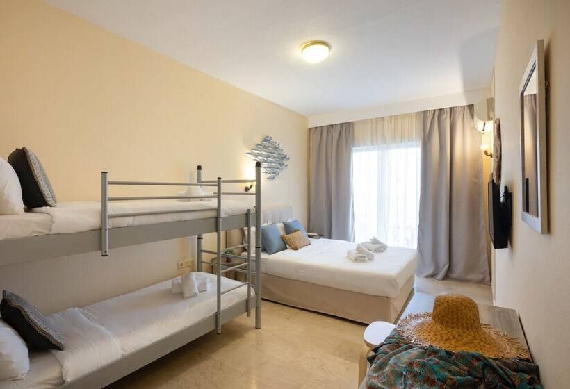 家庭海景房, Aurora Beach