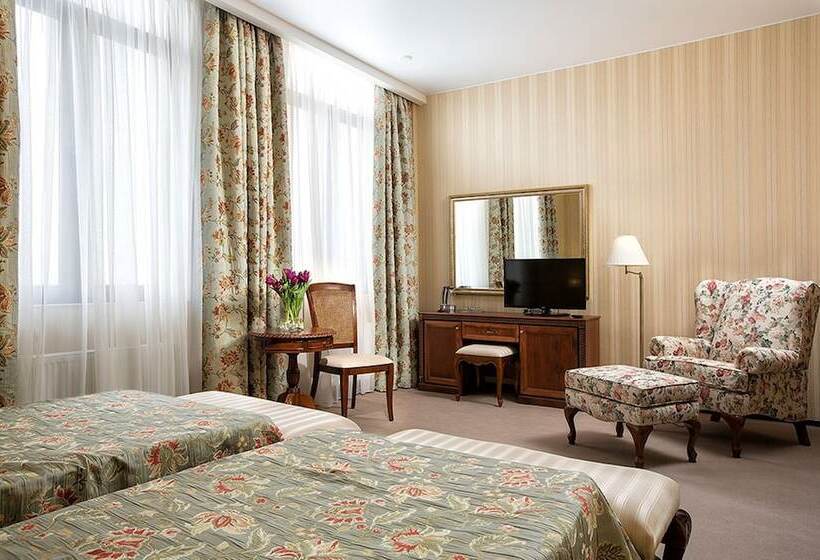 コンフォートルーム, Dolphin Resort & Conference Center