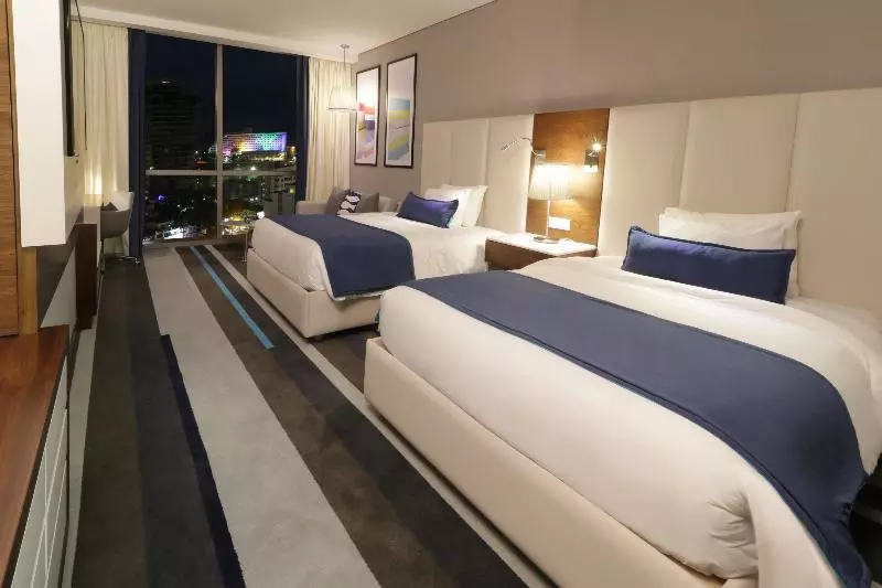 景色の見えるスーペリアルーム, Intercontinental Cartagena, An Ihg