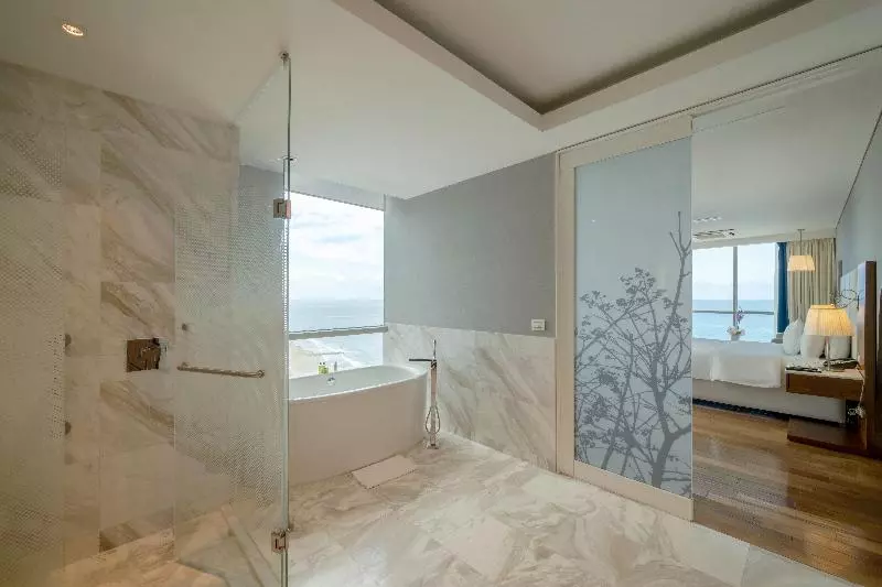 キングサイズベッドのスイートルーム, Intercontinental Cartagena, An Ihg