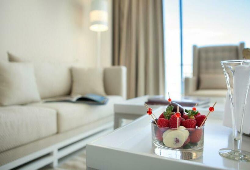 带按摩浴盆的套房, La Badira   Adult Only