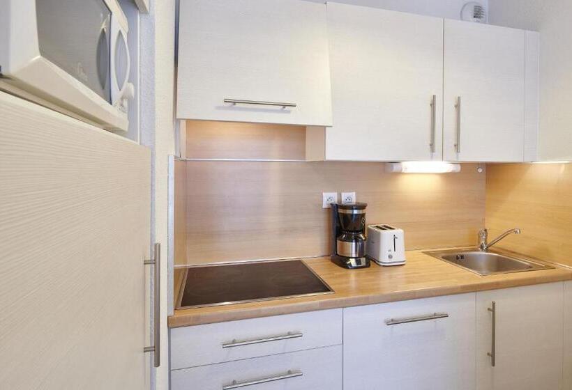 Апартаменты 3 Спальни, Résidence Vacances Bleues Les Jardins D Arvor