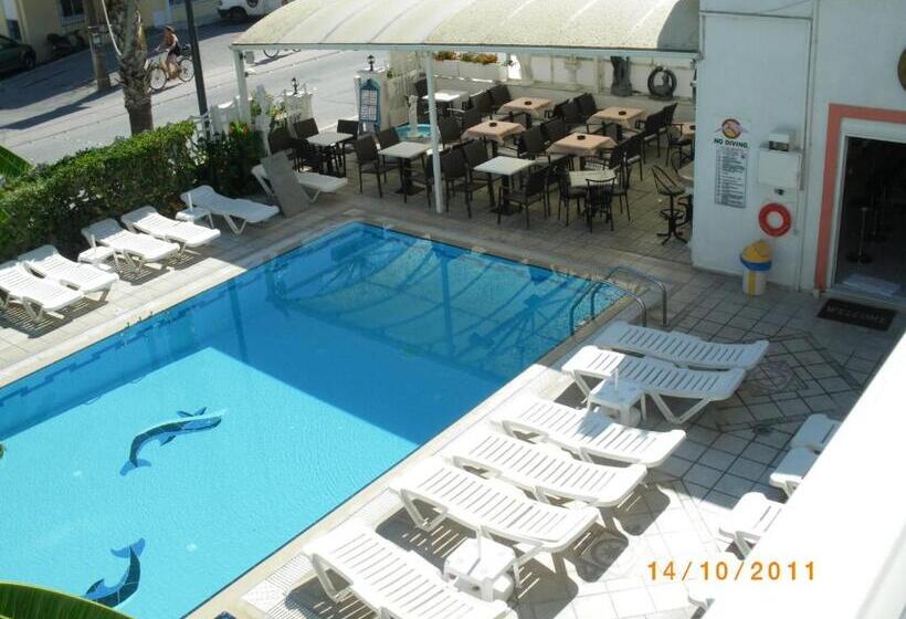 テラス付きスタンダードワンルーム, Elite Apartments