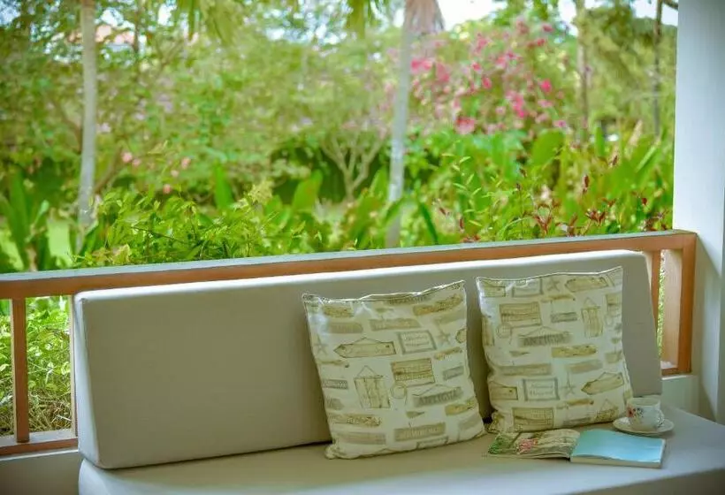 سوییت لوکس, The Open House Jimbaran Bali