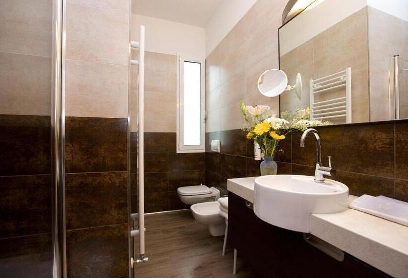 Номер Стандарт Индивидуальный, Valdor