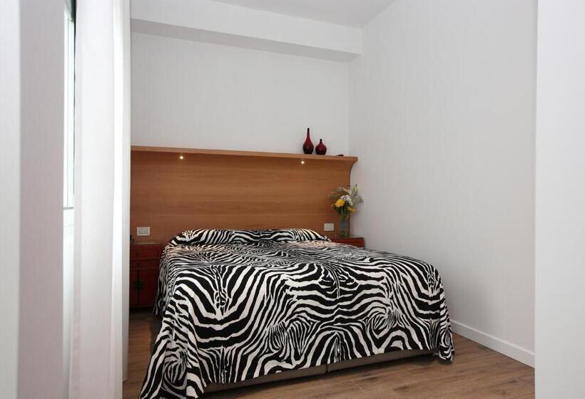 Номер Стандарт Индивидуальный, Valdor