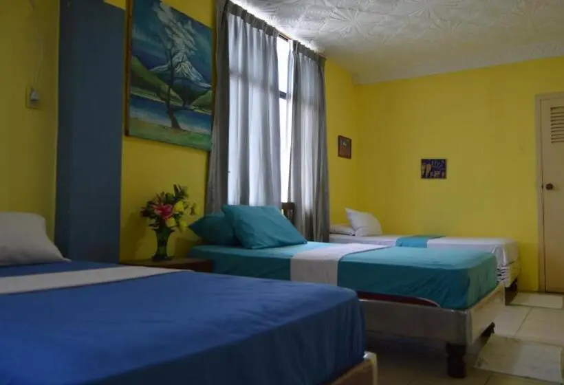 ファミリールーム, Hostal El Naufrago 2