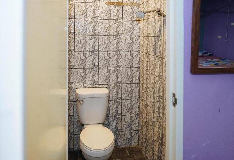 اتاق خانوادگی, Negra Mountain Resort