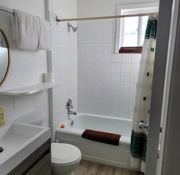 غرفة ديلوكس فردية, Midtown Motel On Alaska Ave