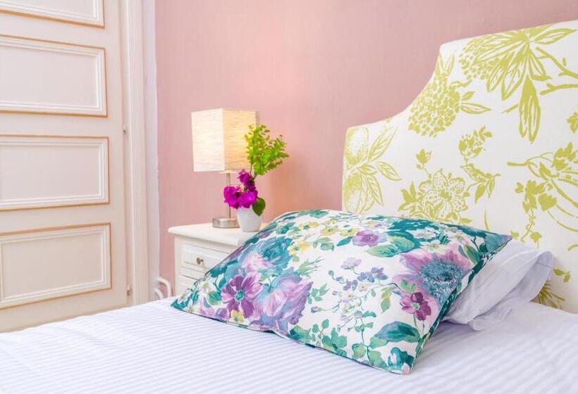 اتاق سوپریور با تخت بزرگ, La Demeure