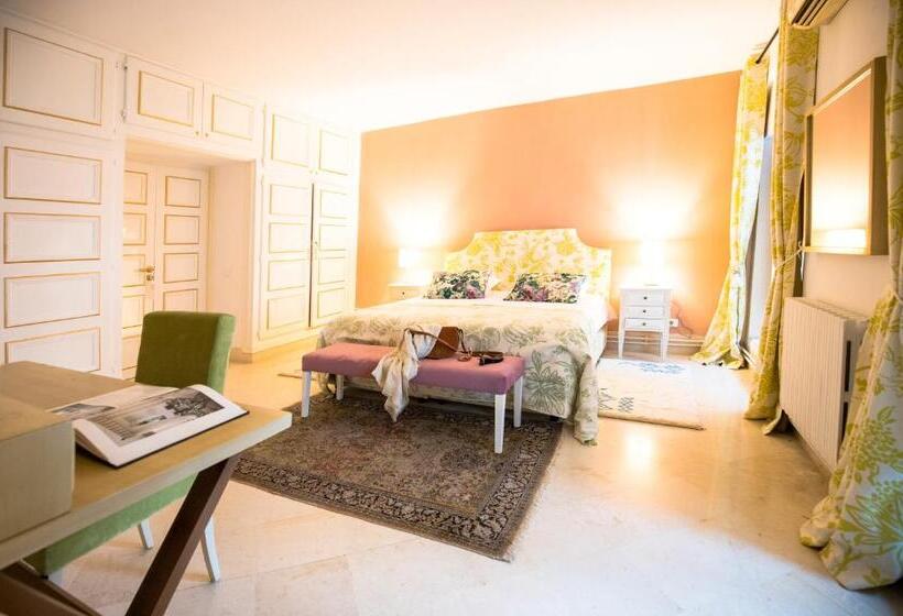 اتاق سوپریور با تخت بزرگ, La Demeure