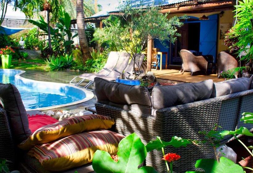 بانگلوی استاندارد, Casa Babalahy