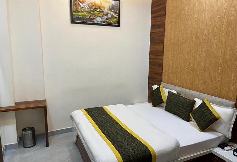 اتاق لوکس, Lemonade