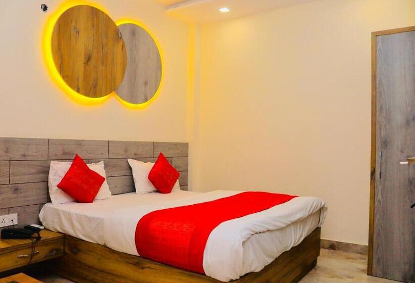 اتاق لوکس, Lemonade