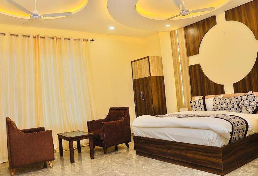 سوییت لوکس, Lemonade