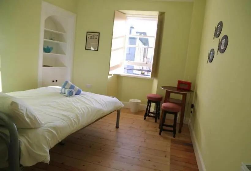 スタンダードルーム, The Dolphin Inn Hostel