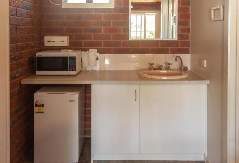 キングサイズベッドのデラックスルーム, Foundry Palms Motel