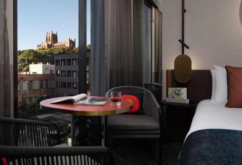 带大床的标准间, Qt Newcastle