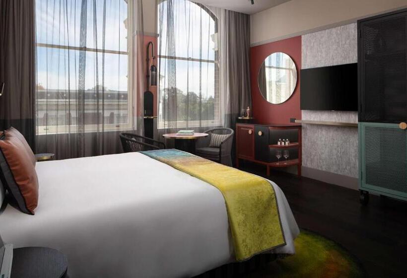 适合残疾人士使用的带超级大床的标准间, Qt Newcastle