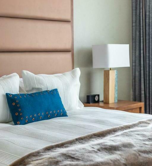 带大床的标准间, Drey