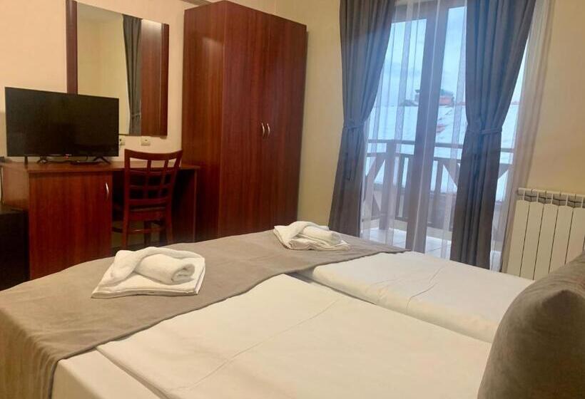 デラックスルーム, Honey House