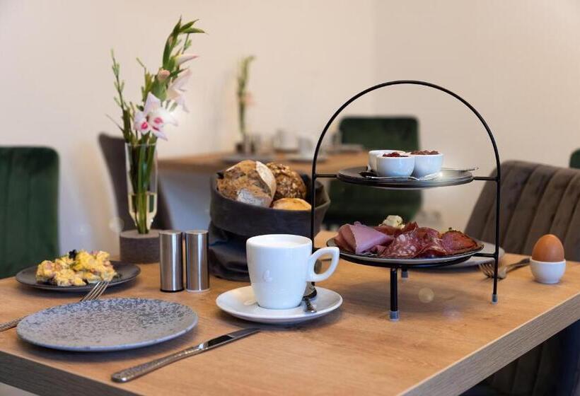 Номер Deluxe, Bed And Breakfast   Homburg Am Main