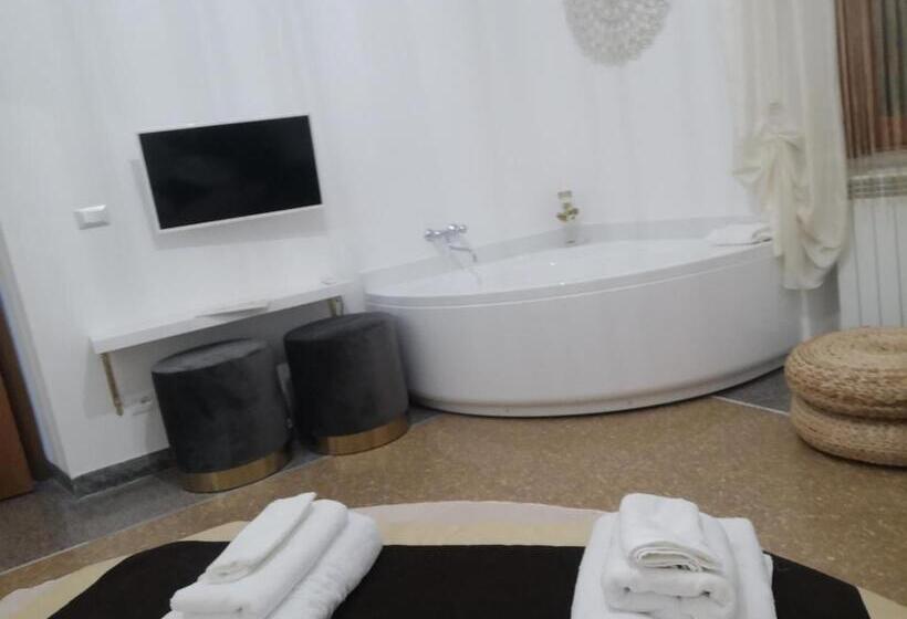 Номер Deluxe, Babbo Maison