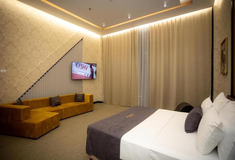 스위트 킹사이즈 침대, Deluxe Resort And Spa