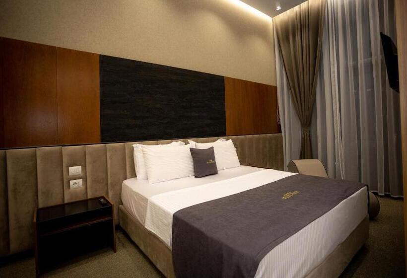 스위트 킹사이즈 침대, Deluxe Resort And Spa