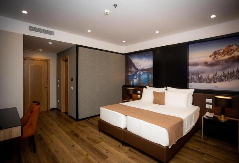 디럭스 룸, Deluxe Resort And Spa