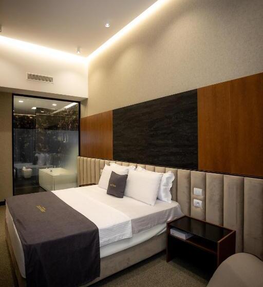 주니어 스위트 발코니, Deluxe Resort And Spa