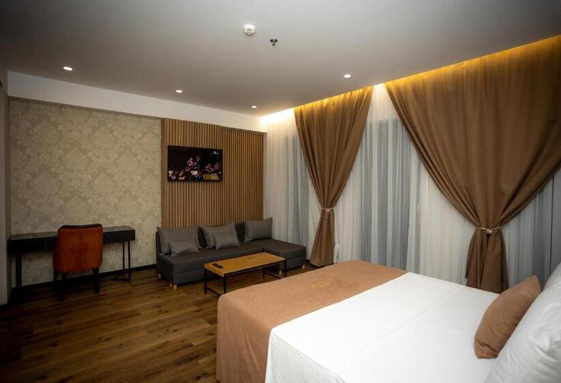 스탠다드 룸 킹사이즈 침대, Deluxe Resort And Spa