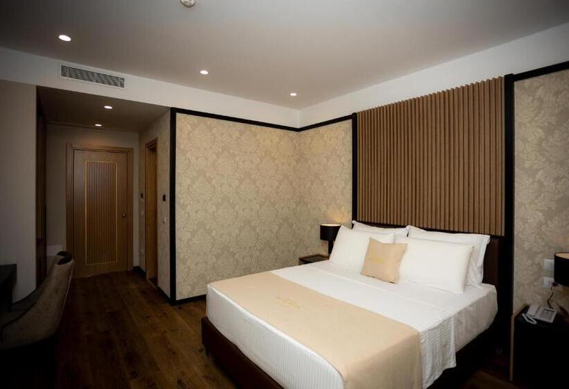 디럭스 룸, Deluxe Resort And Spa