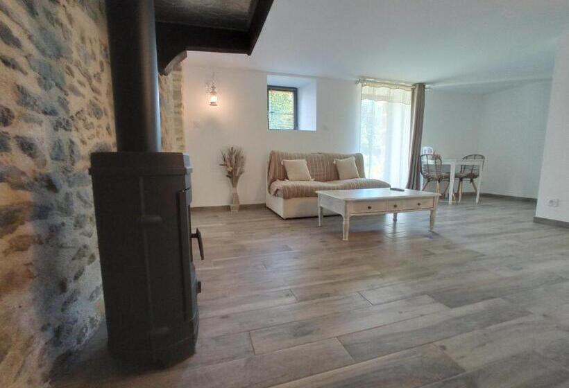 סוויטה נוף לגינה, Oust Au Lit